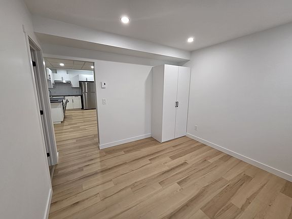 4th image of 439 Aster Blvd NW