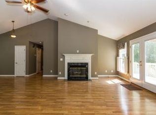 1317 Buchanan Dr, Mebane, NC 27302