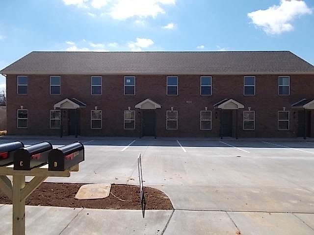 1st image of 1717A Manning Dr