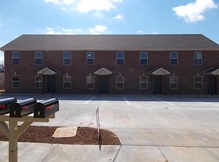 1717A Manning Dr, Clarksville, TN 37042