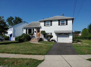 37 Plenge Dr, Belleville, NJ 07109
