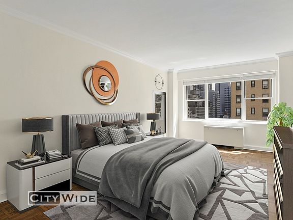 3rd image of 215 E 68th St APT 8V
