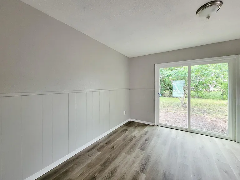 3121 Proswimmer St — Photo 10