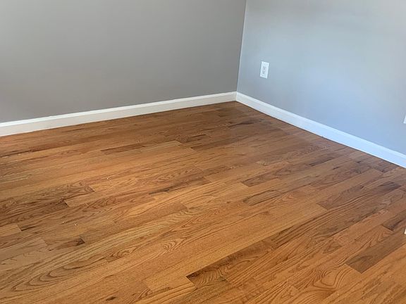 5th image of 8922 168th Pl