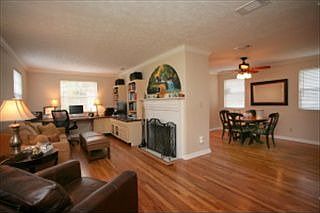 4th image of 4227 Birchwood Ave