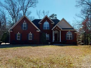 104 Walnut Cv, La Grange, NC 28551