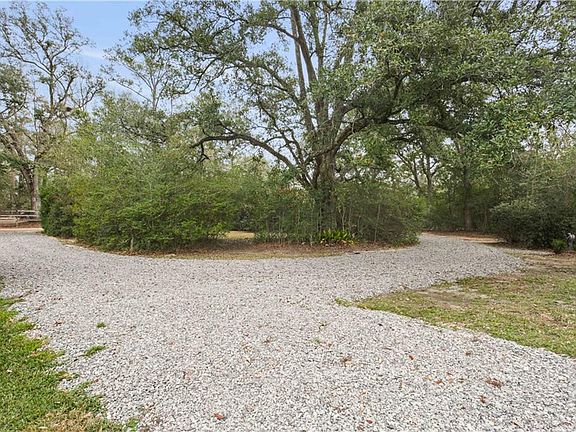 3rd image of 20200 Narrow Rd