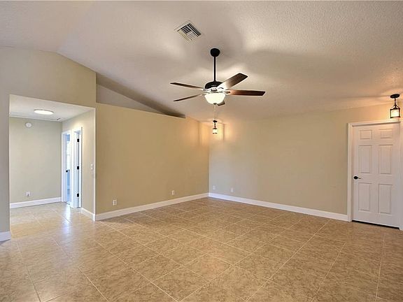 4th image of 153 S 19th Cir SW