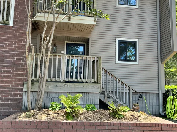 2824 Foxcroft Rd APT 34, Little Rock, AR 72227
