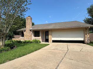 1919 Iron Rdg, Sugar Land, TX 77478