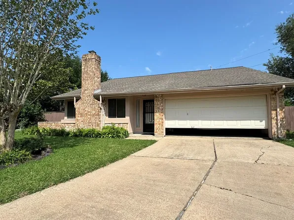 1919 Iron Rdg, Sugar Land, TX 77478