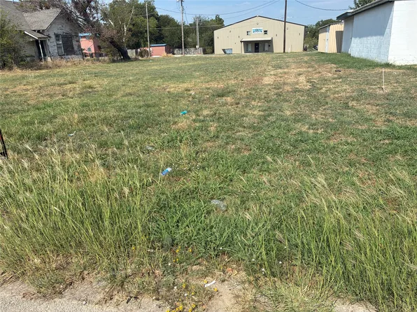911 W Main St, Ardmore, OK 73401
