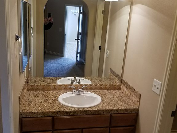 4th image of 1225 W Dallin Dr APT 302