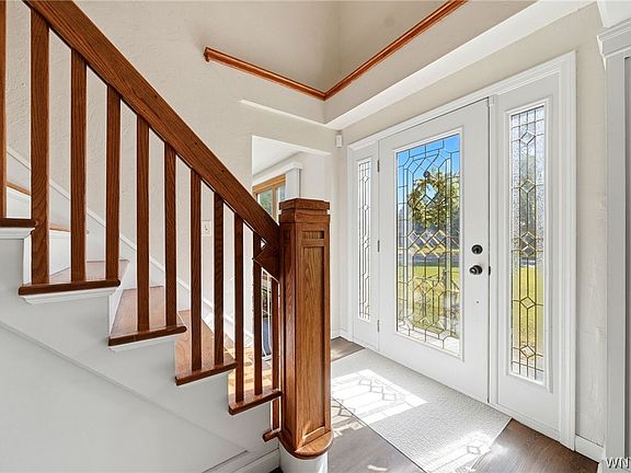 4th image of 100 Northwood Ave