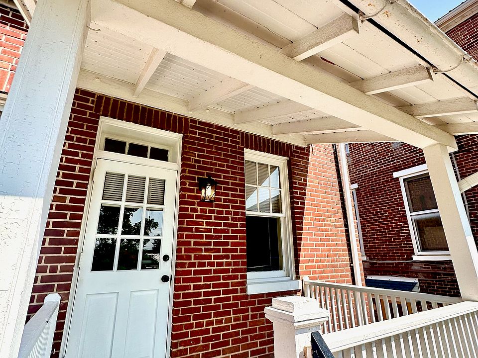 33B York St - Rear Balcony Porch