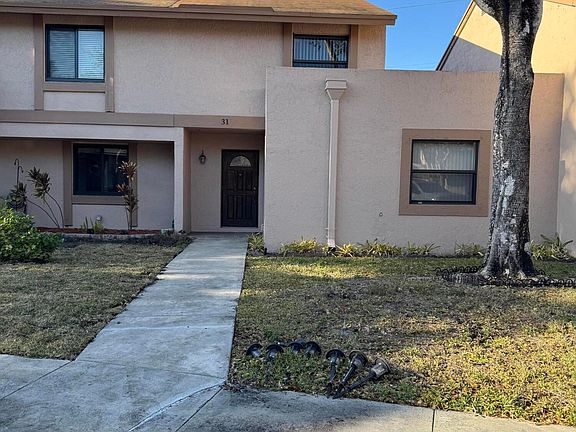 2nd image of 31 Chestnut Circle