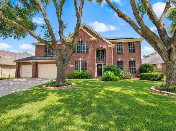 1910 Spreading Bough Ln, Richmond, TX 77406