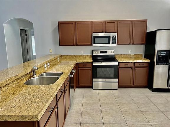 5th image of 1158 Perpignan Ct