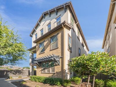1566 Hidden Creek Ln, Milpitas, CA, 95035