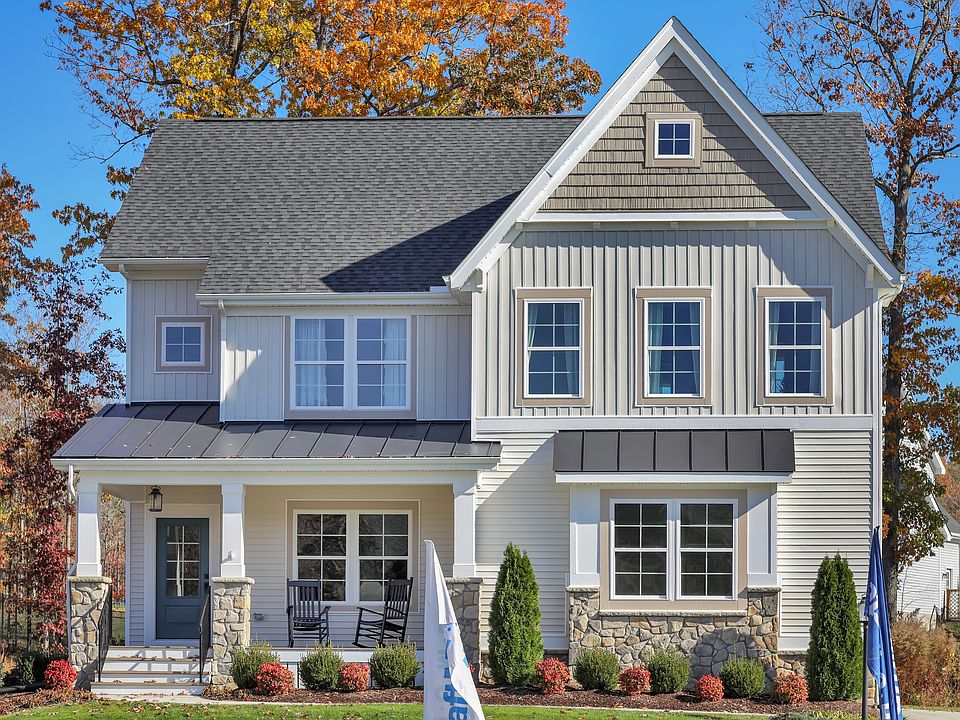 Farmhouse Elevation - Winchester