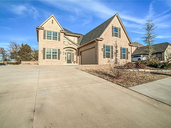 3rd image of 10508 Concord Dr