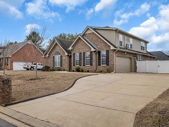 2nd image of 2519 Mission Ridge Dr