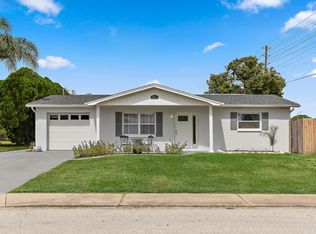 8053 Simsbury Dr, Port Richey, FL 34668