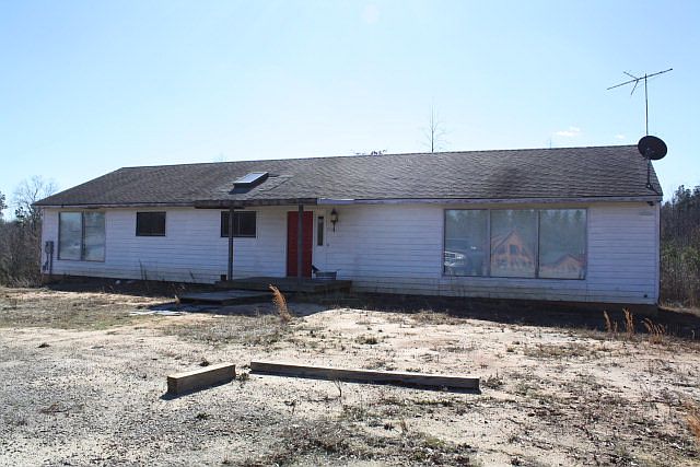 1st image of 652 Three Flags Dr
