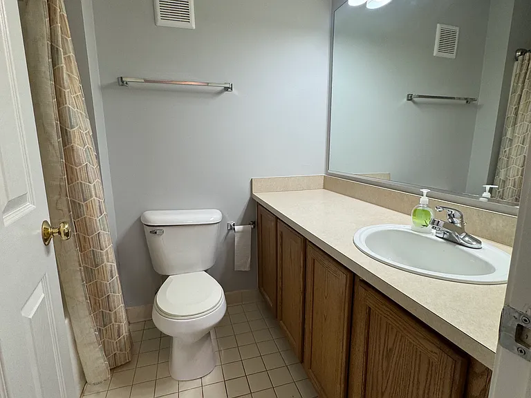 17200 Addington Dr — Photo 12