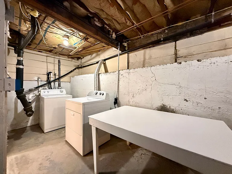 909 Ouray Ave — Photo 24