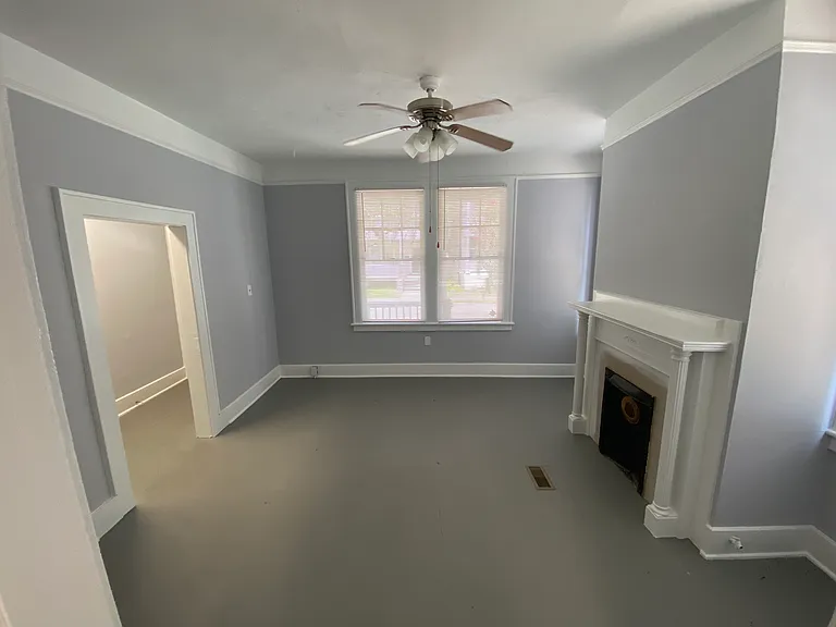 2218 Whitaker St #A — Photo 9