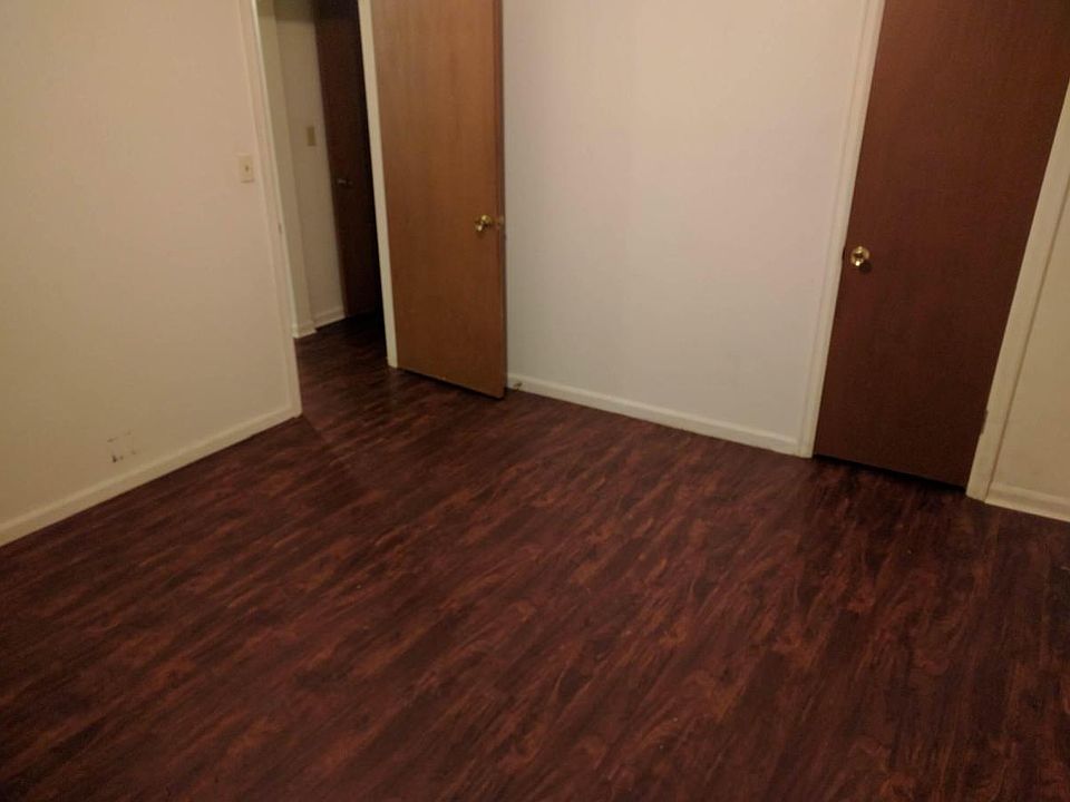 2nd image of 325 Leasure Ave Ext #31