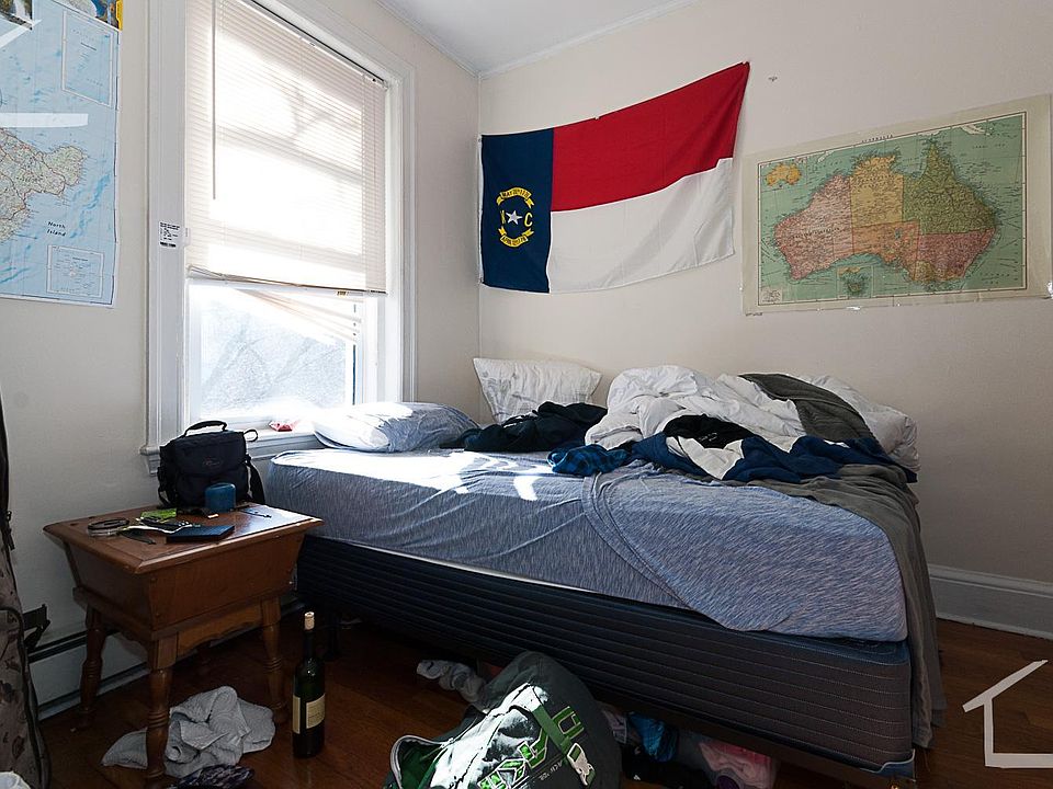 2nd image of 209 Chestnut Hill Ave #M2