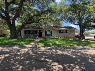2000 Kirk Dr, Brenham, TX 77833