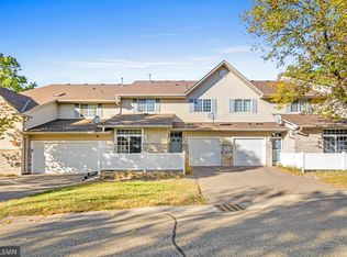 2642 Mallard Dr, Woodbury, MN 55125