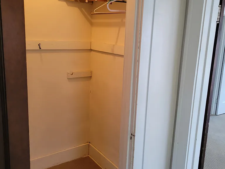 411 S Polk St — Photo 2