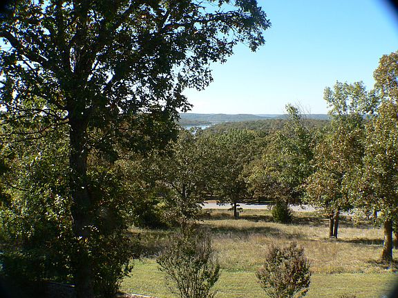 5th image of 44 Irish Hills Blvd