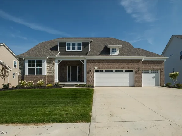 3805 Sawbridge Dr, Richfield, OH 44286