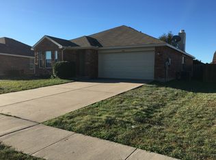 1007 McKavett Dr, Burleson, TX 76028