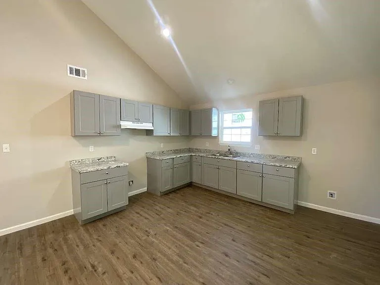 283 Wood Fern Dr — Photo 7