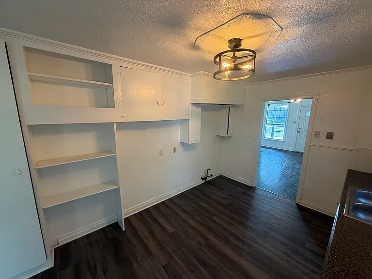 5337 Hearne Ave — Photo 12