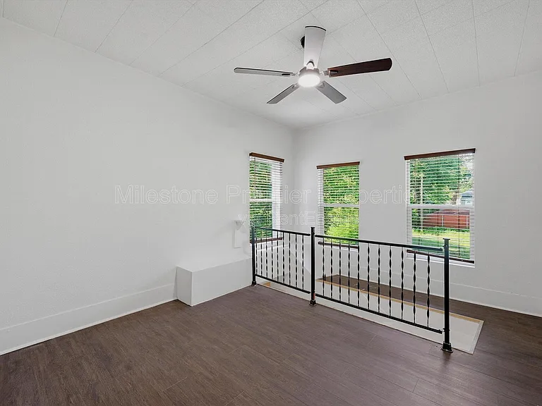 1008 W Morgan St — Photo 18
