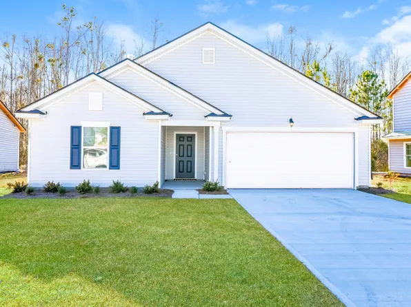 1127 Autumns Wood Cir E, Brunswick, GA 31525