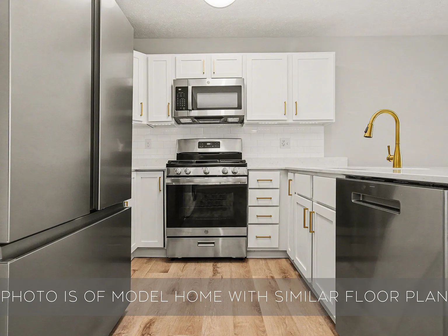 2 bed, 1106 sqft, $2,200 — Photo 4