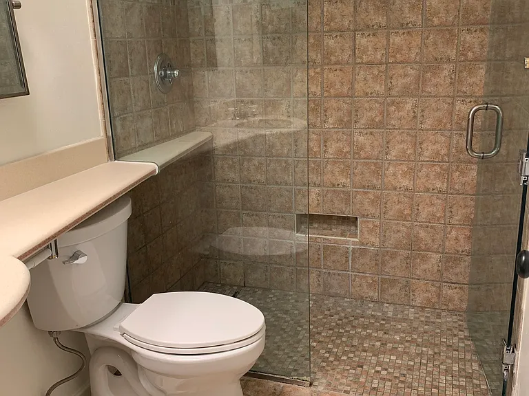 2542 Crescent Ave — Photo 23