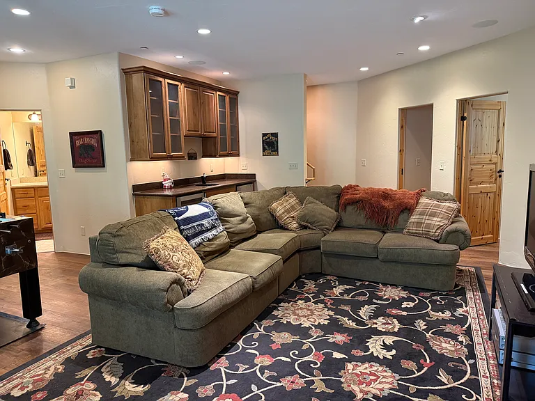 520 Two Cabins Dr — Photo 48