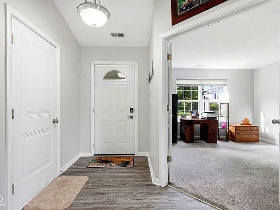 4th image of 7055 Blue Ridge Dr