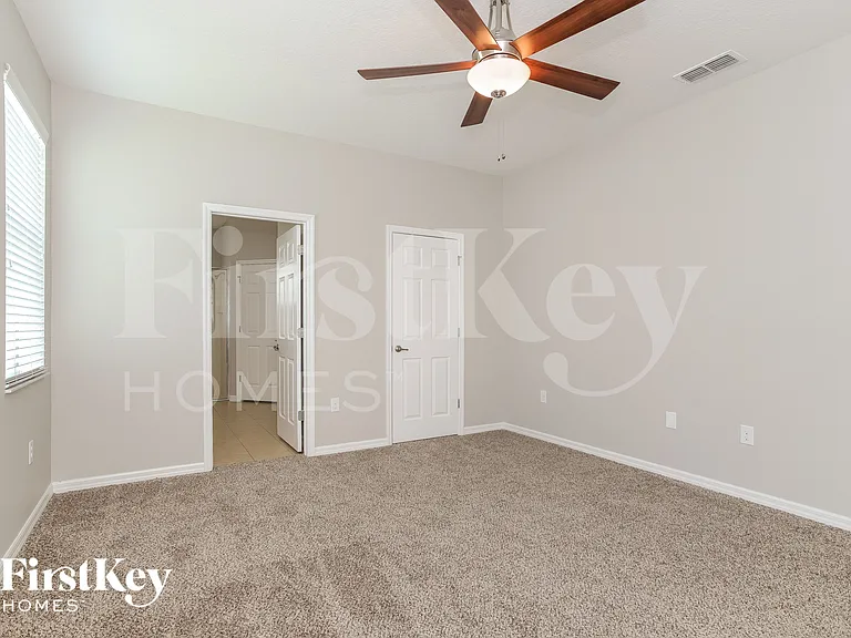 3000 Lady Mae Ln — Photo 7