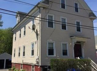 11 Monroe Ave FLOOR 2, Bristol, RI 02809