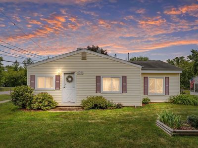 1428 E Parkwood Ave, Burton, MI, 48529